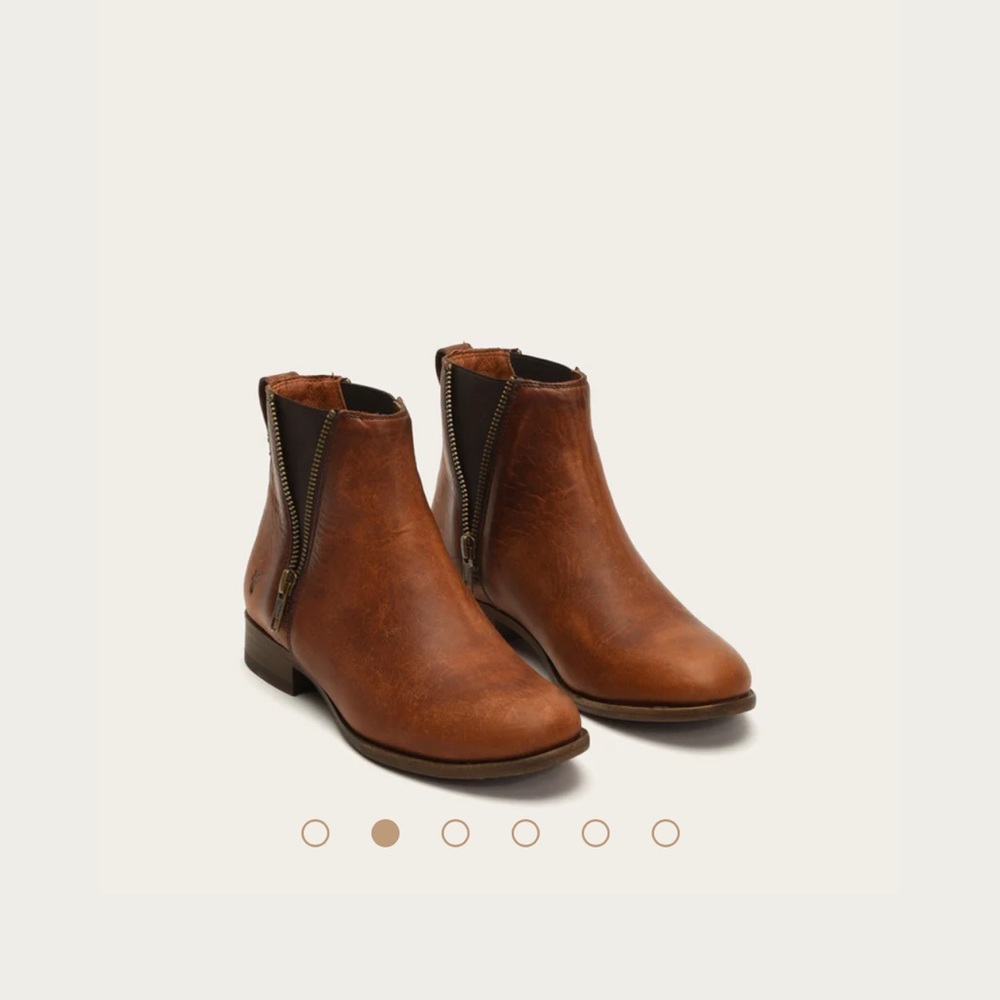 Frye Carly Chelsea Zip Booties